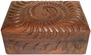 Wood Box: Yin Yang carving, 4x6 inch #RV